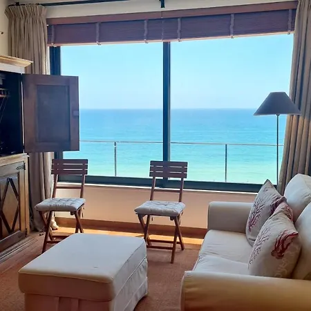 Cliffs House Будинок відпочинку Албуфейра