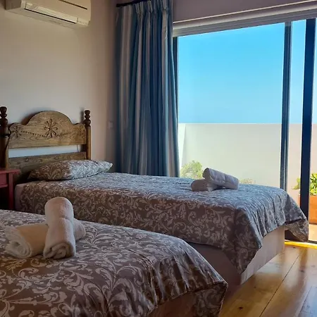 Cliffs House بيت للعطل *