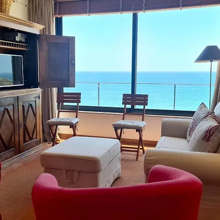 Cliffs House بيت للعطل