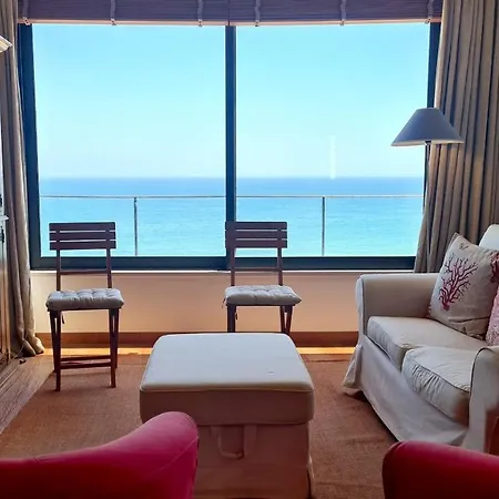 Cliffs House * Albufeira