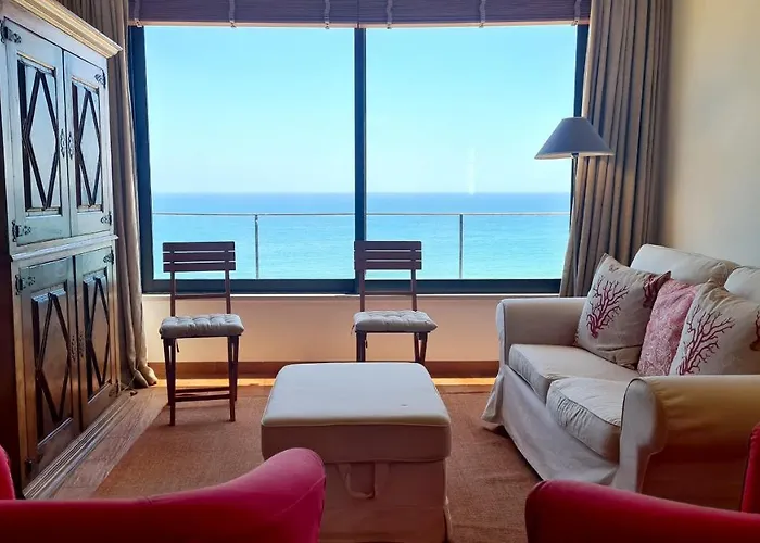 Cliffs House * אלבופיירה