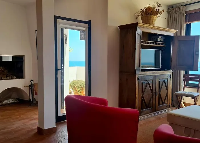 Cliffs House בית נופש אלבופיירה