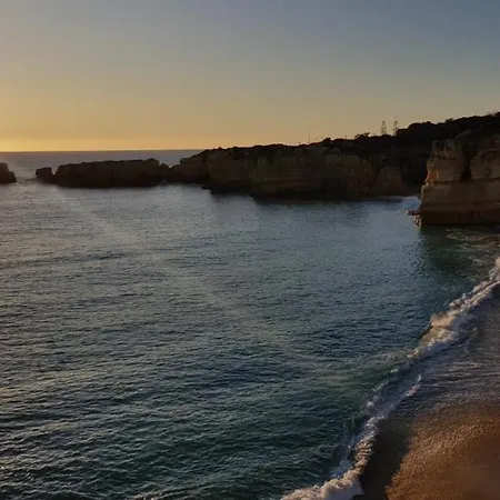 Cliffs House